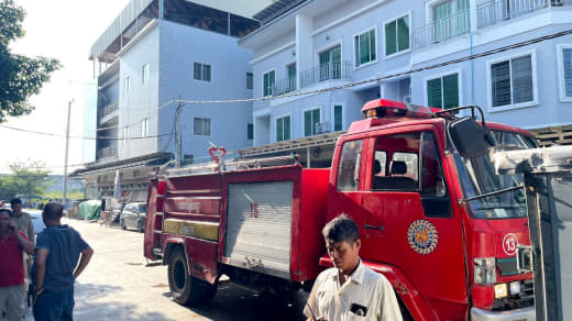 吓人！今天金边一房屋发生煤气罐爆炸，一名41岁的中国人当场被炸死！太可...